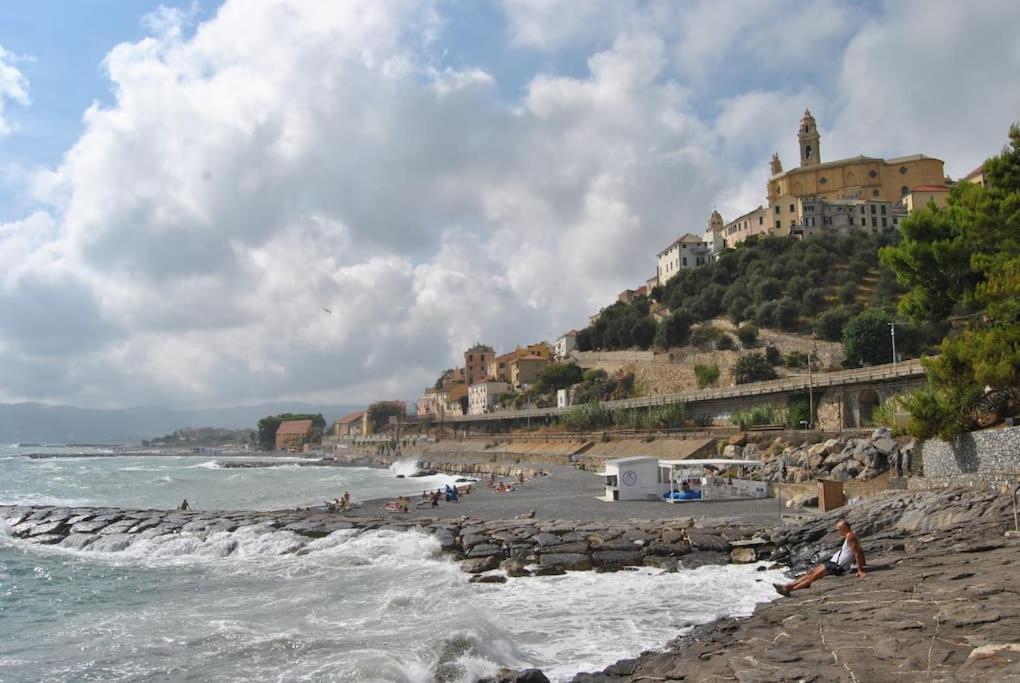 Ferienwohnung Casa Del Sole Affacciato Sul Mare Cervo Exterior foto